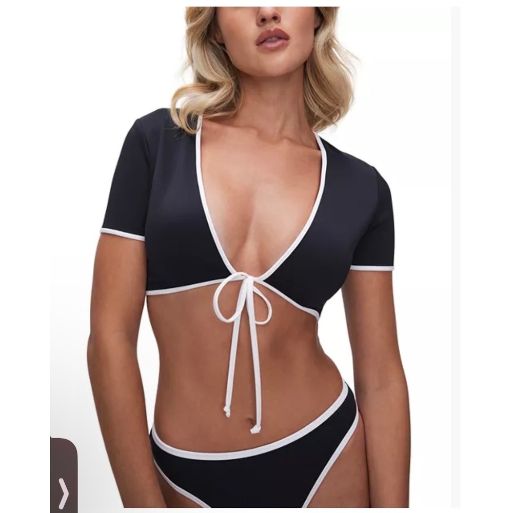 Good American Bikini Top medium Black NEW Short Sleeve Tie Front Contrast Trim
